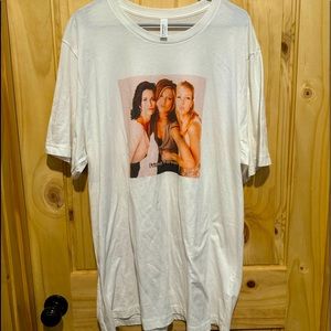 FRIENDS oversized tshirt.
